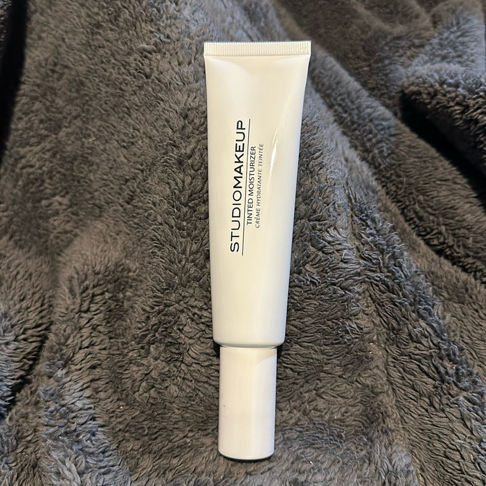 Studio Makeup Tinted Moisturizer